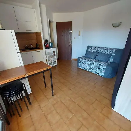 Apartamento 2 Pièces 4 Pers Avec Terrasse, Parking Privé Et Accès Direct à - Fr-1-326-791