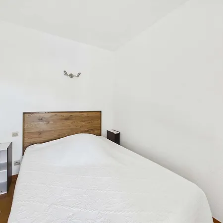 2 Pièces 4 Pers Avec Terrasse, Parking Privé Et Accès Direct à - Fr-1-326-791 Appartement Marseillan (Herault)