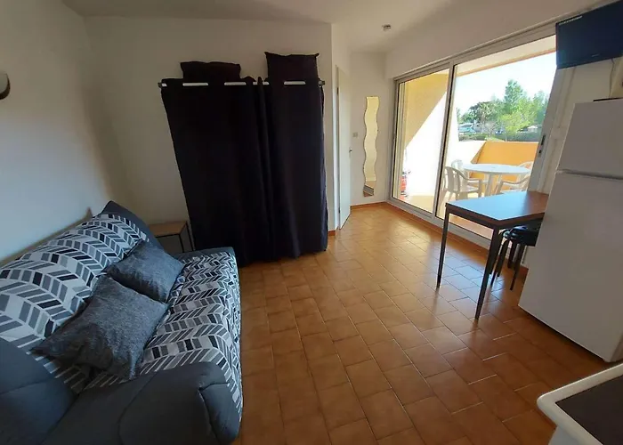 2 Pièces 4 Pers Avec Terrasse, Parking Privé Et Accès Direct à - Fr-1-326-791 Appartement